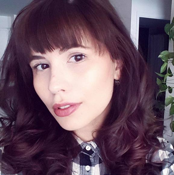 Meet your Posher, Irene - Picture 1 of 1